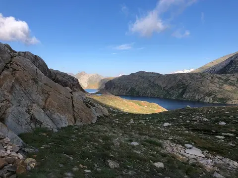 Il lago di Geisspfad visto dal passo