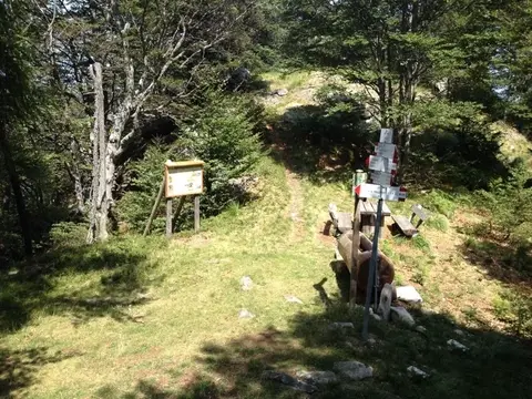 L'alpe Cima e il pannello informativo