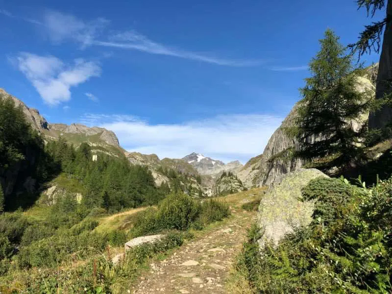 sentiero rifugio margaroli